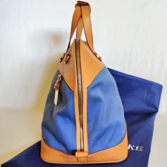 Dooney & Bourke Vintage Lg Cabriolet Zip Around Canvas/Leather Travel Bag - Blue - Picture 2 of 16